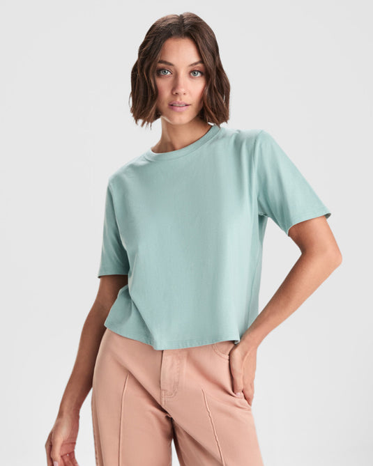 Cropped T-Shirt DOMINICA - Women