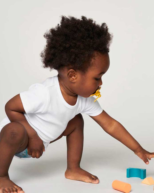 Organic-Cotton Baby Bodysuit BABY BODY